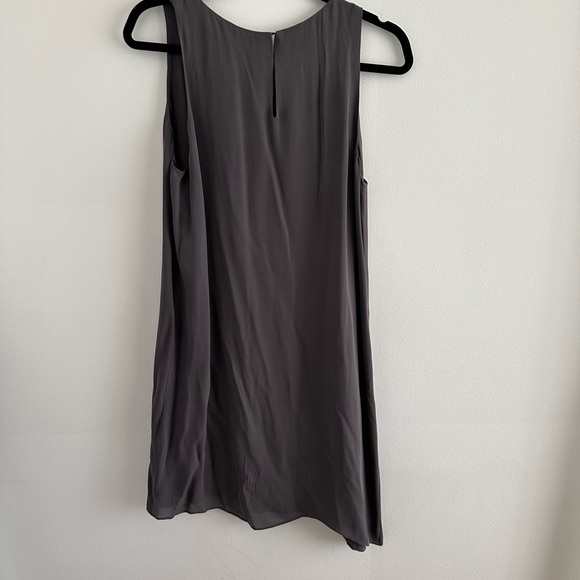 100% Silk Ruffled Dress - Picture 6 of 10